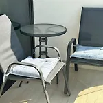 Stunning 1-Bedroom Apartment