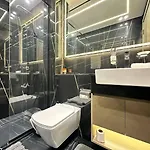 Stunning 1-Bedroom Apartment