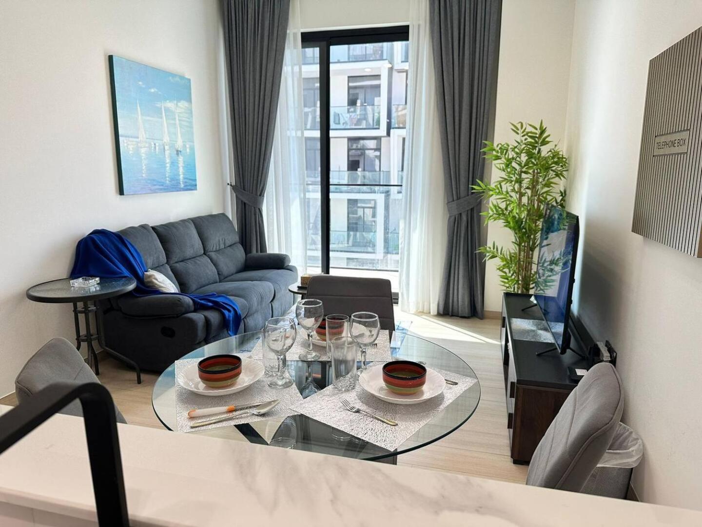 Stunning 1-bedroom *