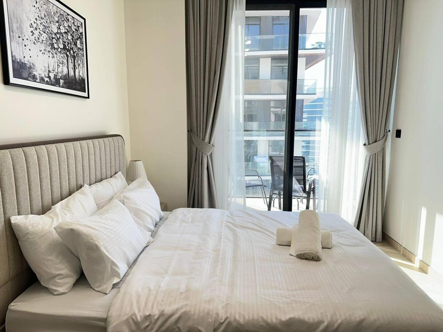 Stunning 1-bedroom *