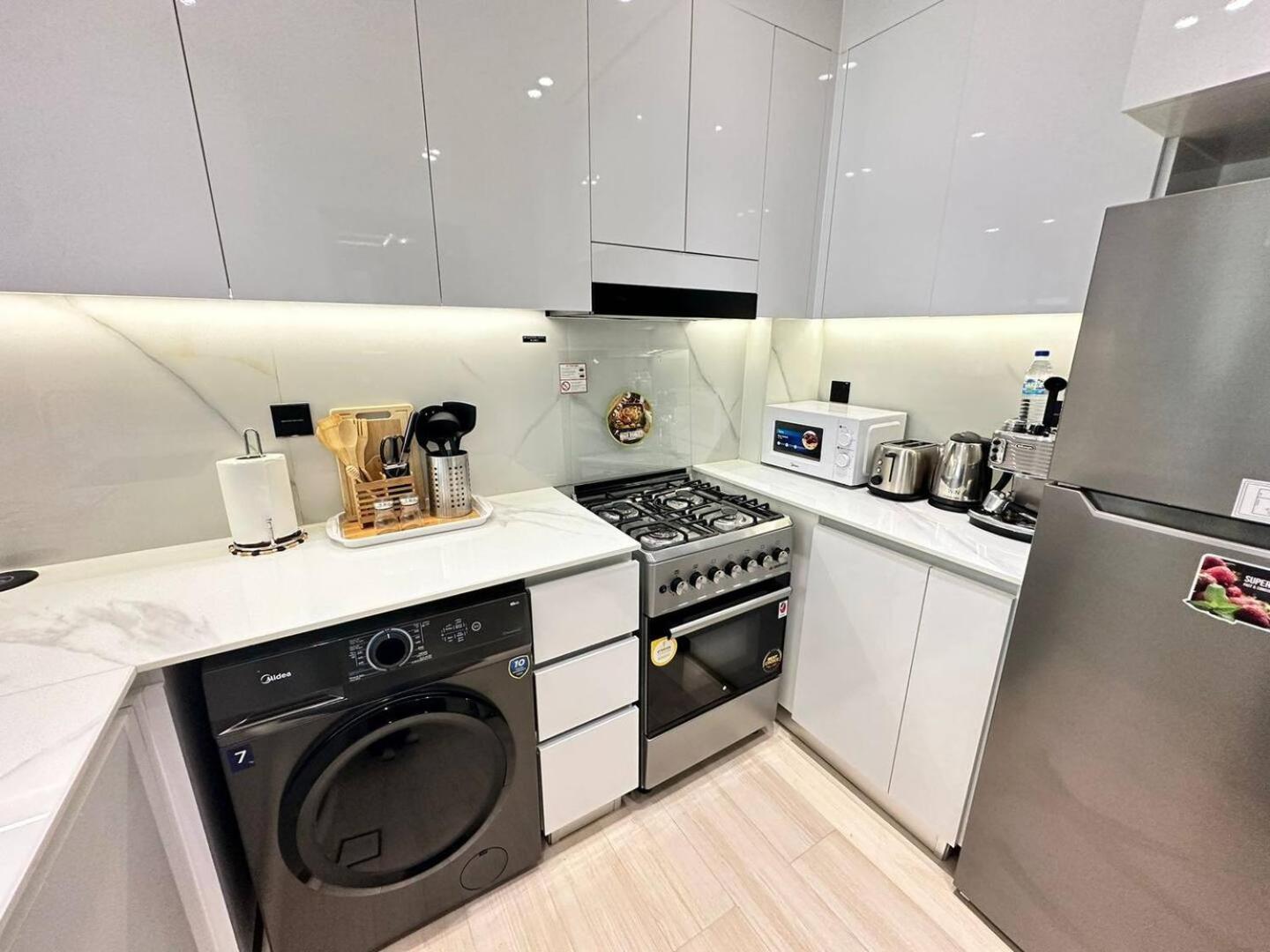 Stunning 1-bedroom Apartment
